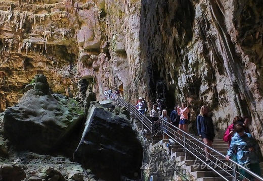 Grota Castellana